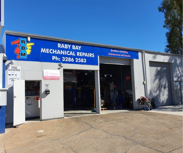 The Raby Bay Mechanical Repairs workshop at Cleveland, QLD